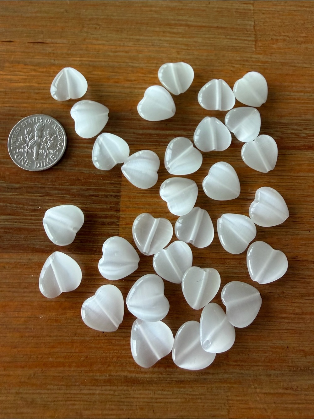 30 Pretty White 12mm Cat Eye Heart Beads for Jewelry Craft Making